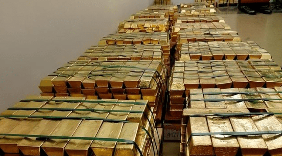 拿着金碗讨饭,遍地黄金被当地人拿去换白菜!_马里_人民_国民