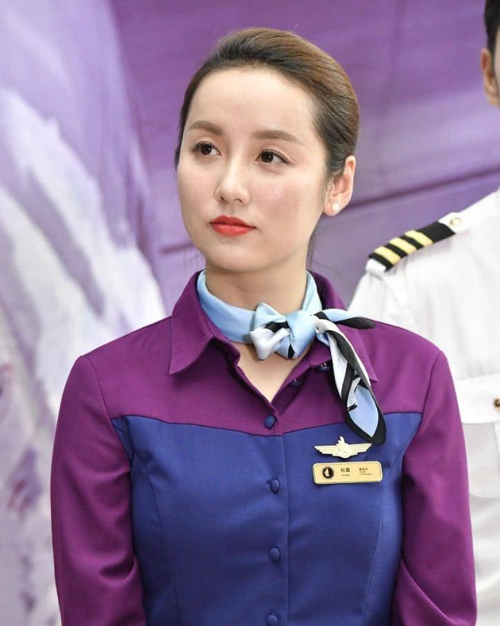 她是刘诗诗同学,被徐克看中而爆红,今嫁隐形富豪成人生赢家_吕一_低调