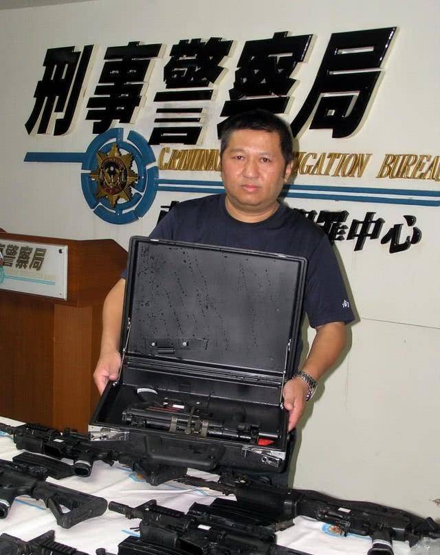 而今天笔者要说的这个故事发生背景便是在台湾,主人公为张锡铭,曾经