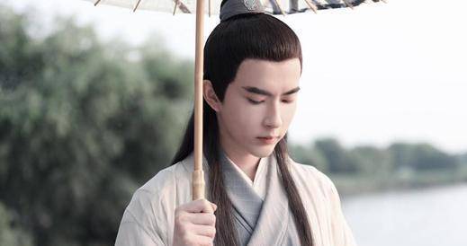 低调_受伤_电视剧