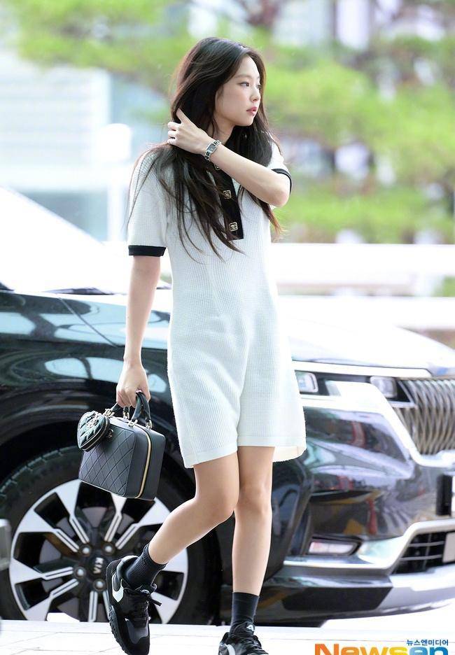 blackpinkjennie_时尚_金珍妮