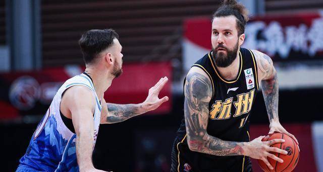 在本赛季,广厦男篮为了得到拉杜利察,将潜力新星吴