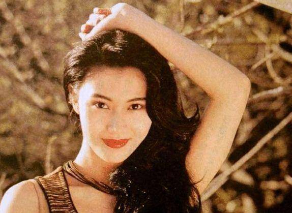 "富太公敌":李嘉欣复出演贵妃,五十多岁依然美上天_刘銮雄_倪震_时候