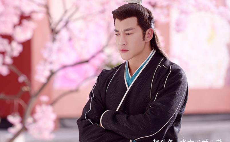 何润东正式"封肌",告别偶像剧放弃打戏,也不再纠结是否演主角_事业