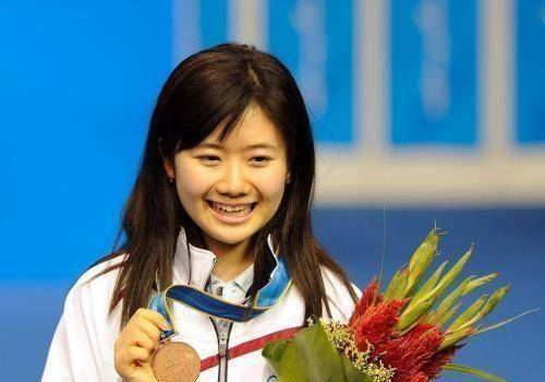 顾不上网友酸言酸语,福原爱单身半年报喜宣布升官_乒乓球_日本_世界