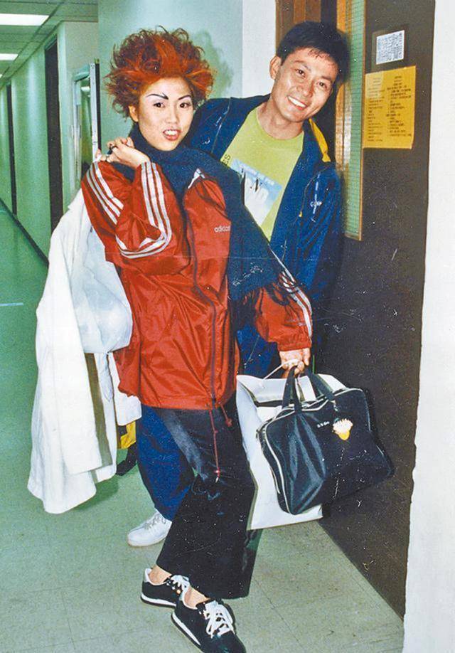 曾伟权传肺癌病危,刻意断掉与圈中人联络,消失九个月_交往_叶丽仪_余