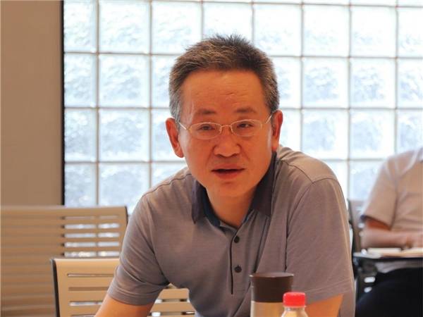 中国工程院副院长李仲平院士,孙逢春院士一行莅临京西重工考察调研