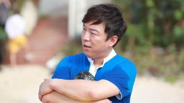 黄渤的高情商不服不行!敢和"他"说笑,金马奖巧怼郑裕玲!