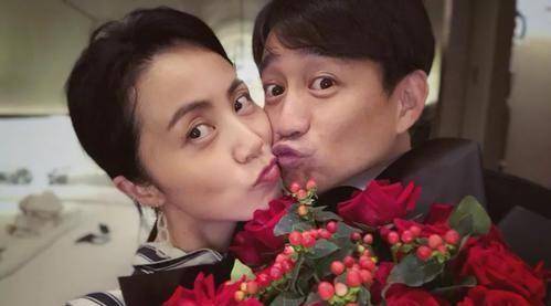 黄磊关注迪丽热巴超话又亲自取消,发文求生欲满满,尽显高情商!