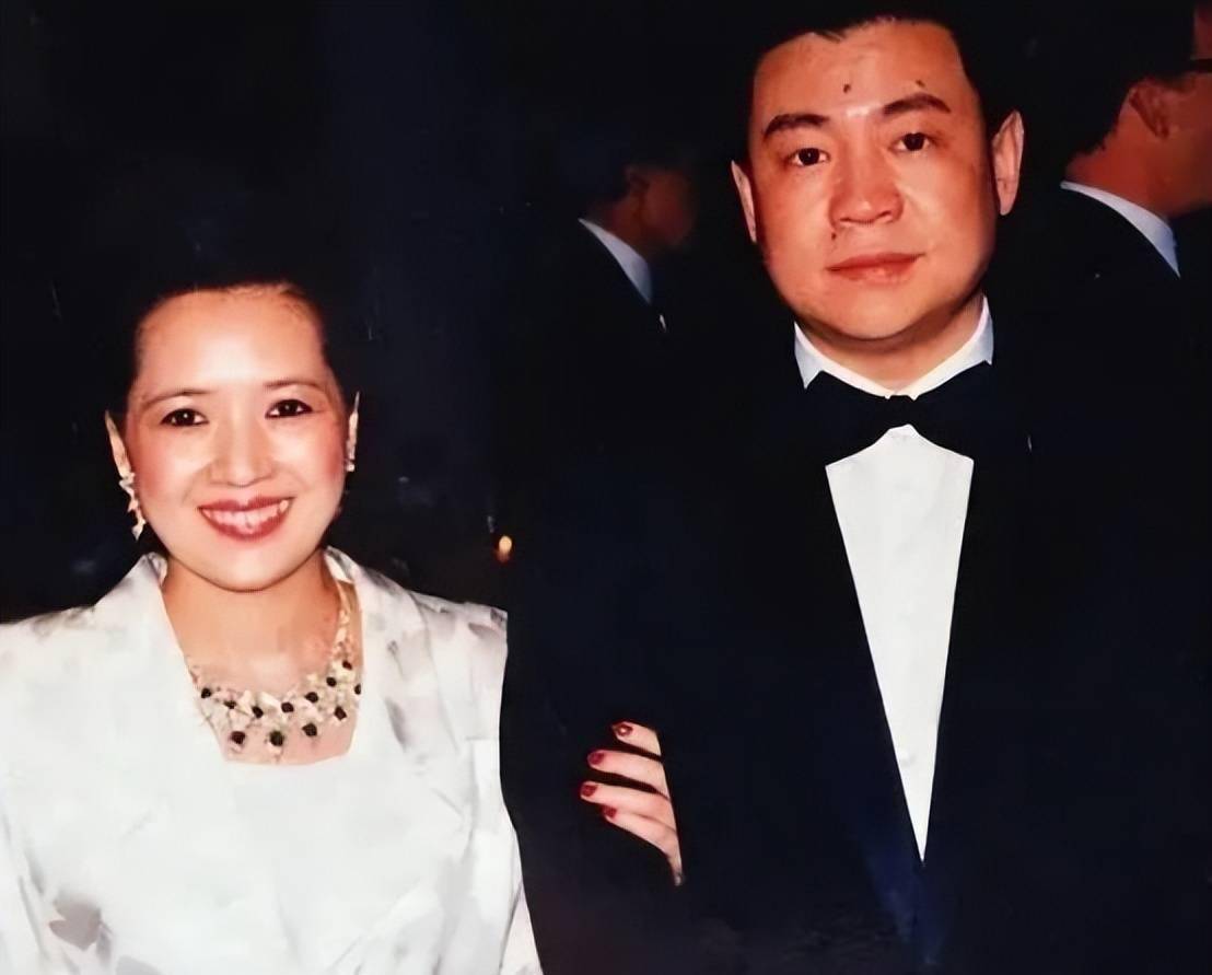 刘銮雄爱过李嘉欣吗?