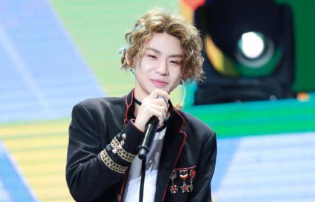 百分九组合爆红之后,蔡徐坤病了,陈立农病了,如今他也病了_范丞丞