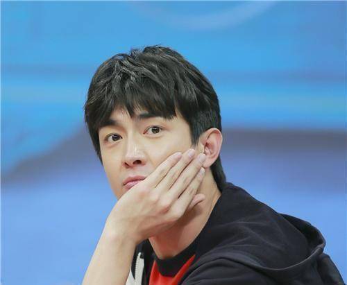 林更新罕谈家人,父亲曾工作忙到不回家,如今为他婚姻操碎心_时候_迪伦