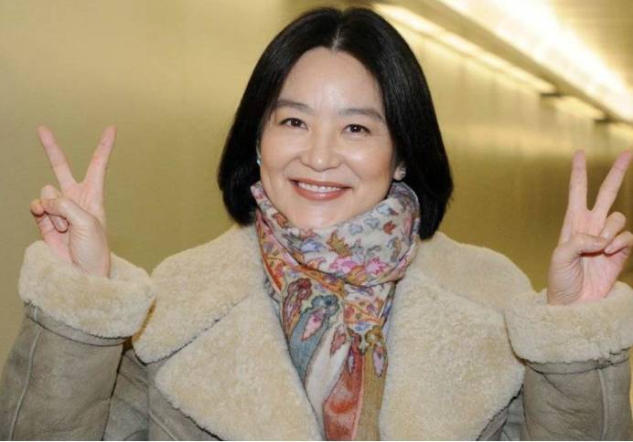 林青霞继婚变后变开放?