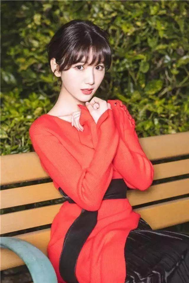 现在流行c字刘海,唐嫣杨紫都在剪!_自然_发型_位置