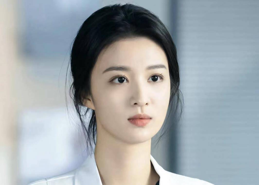 王楚然,她是身材和颜值综合起来非常惊艳,成熟女性的美_五官_营销