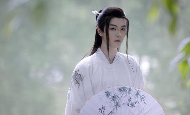 龚俊戴景耀互动变少,双方生日未互送祝福,一方换了种风格_友谊_奥特曼