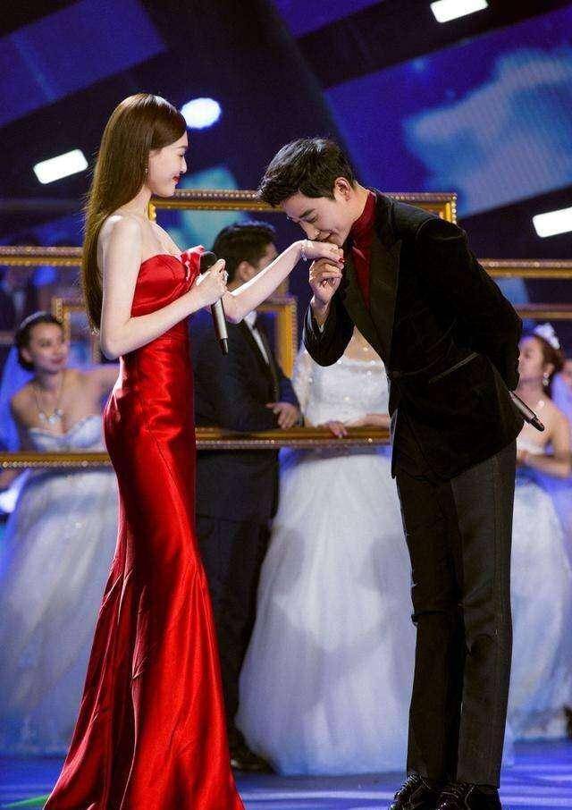 38岁唐嫣被粉丝偷拍!