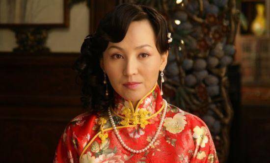 岁早恋与穷小子私奔裸嫁,住6平米地下室连生三子_郭靖宇_李小婉_表演