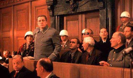 战后的德国:人为刀俎,我为鱼肉_纳粹_纽伦堡审判_进行