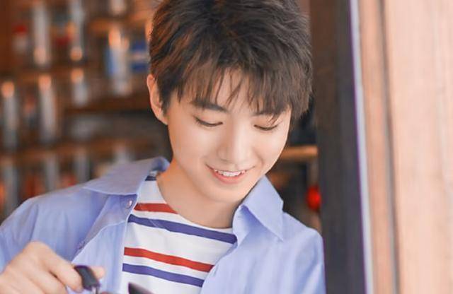 王俊凯的私生饭太可怕了!小凯工作室在线怼人_谢总_时候_塞班