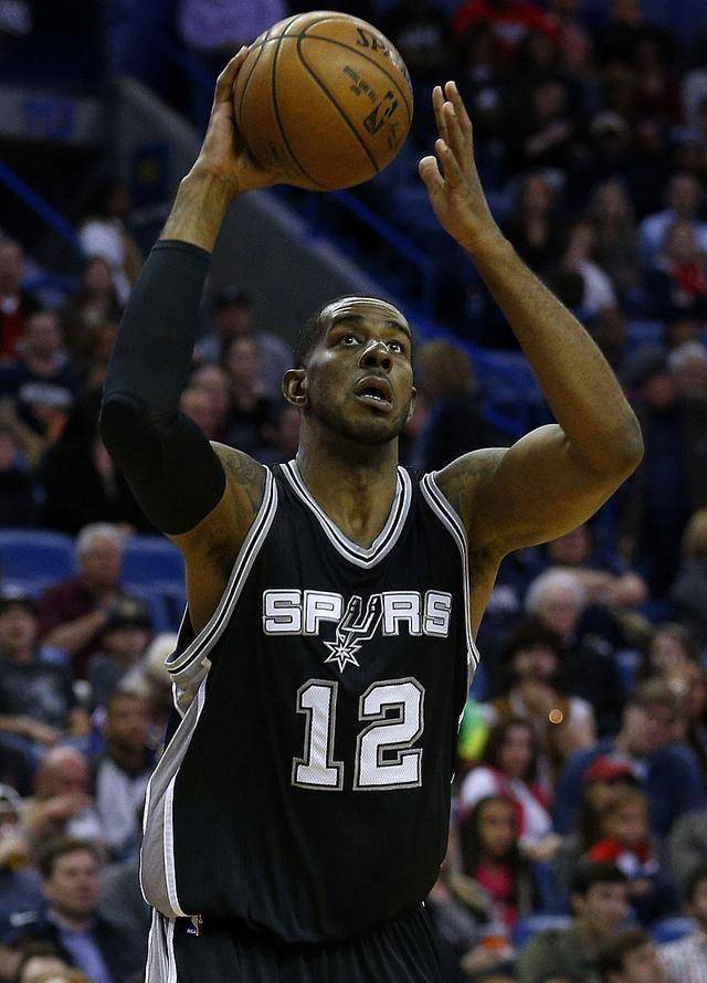 生涯场均19 8,开拓者和马刺会不会退役阿德的12号球衣_篮板_赛季_数据