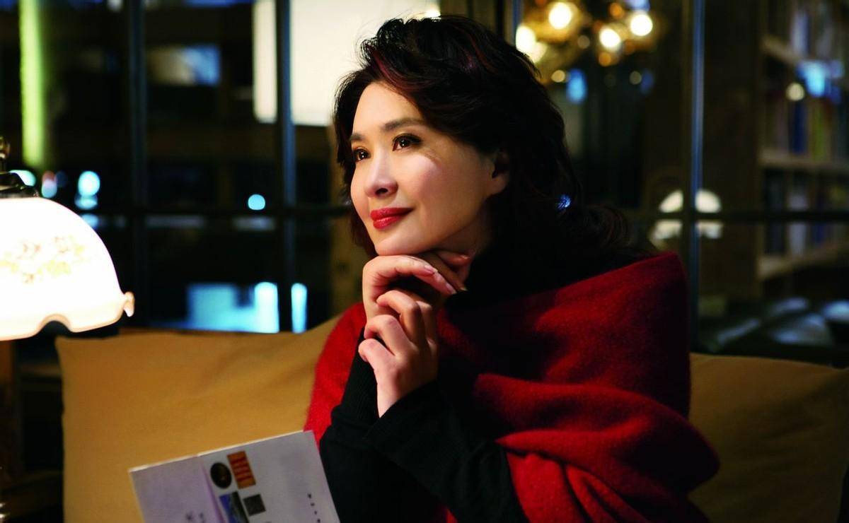 邬倩倩前夫尤小刚:两段婚姻无儿无女,第三任女友小他30岁