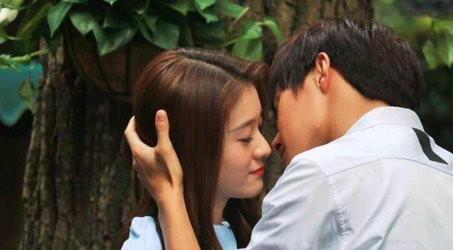 尹夏沫公开喊话易烊千玺:我在中戏的操场上等你!_张雪迎_总能_欧辰