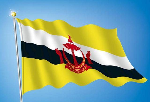 他逃亡海外,与王室联姻,还被"印"在国旗上,如今此地非常富有_文莱