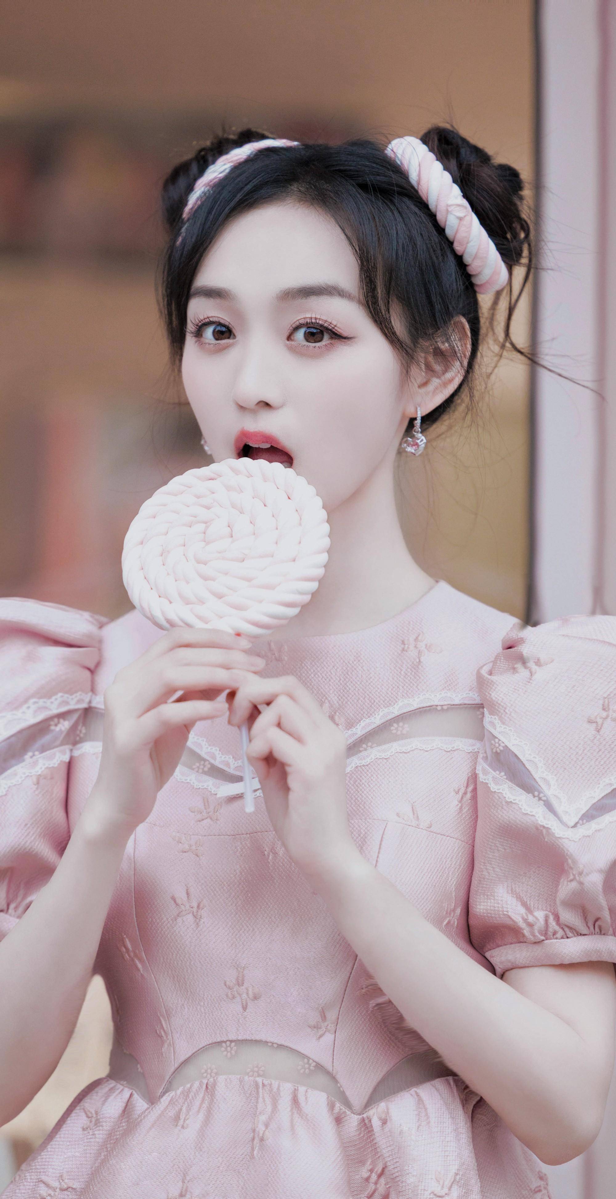 何泓姗事业美照新起点,王者荣耀女子首秀,仙气十足如少女_姐姐_造型