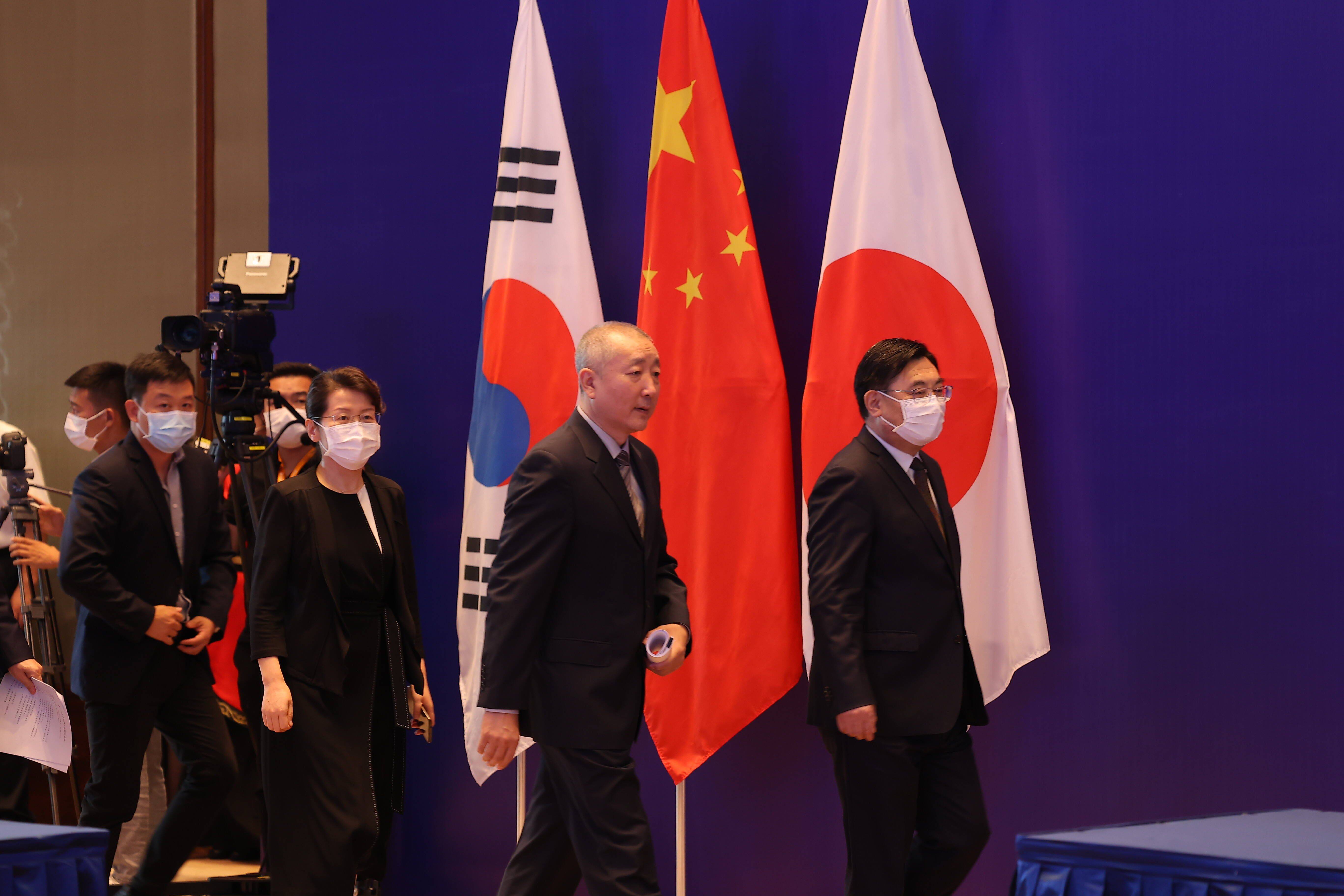 美国英国日本韩国中国=美国英国日本韩国中国多少钱