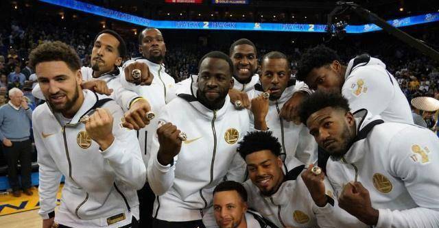 值得一提的是,格林不止是勇士防守大闸,他还是勇士进攻端的润滑剂和