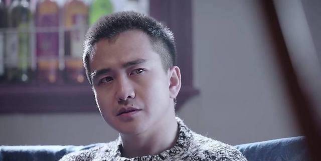 演员的诞生冯雷晒照片称:岁月是把刀,网友调侃这不是翟天临吗_于毅