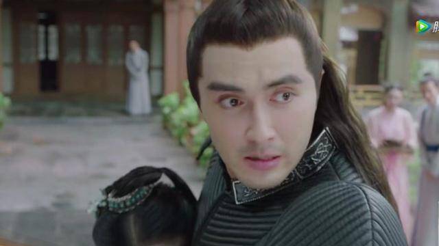 《扶摇》雅兰珠死缠战北野,看戏的扶摇却被战北野告白,瞬间躺枪_男人