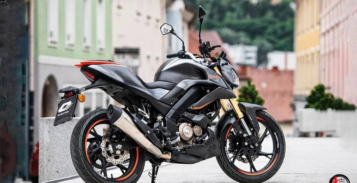 新车|小排量性能街车:钱江srk125 s国外上市,售价3399欧元_搜狐汽车