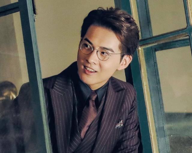 《光芒》主演学历被扒,一个比一个惊喜,张新成让人意外_毕业_角色_双