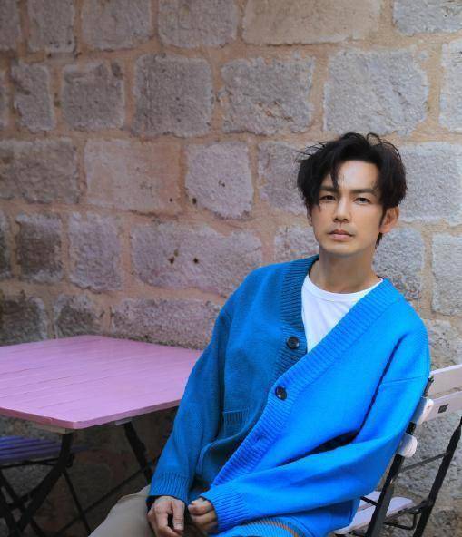 钟汉良45岁还演偶像剧,脸却好像变了一个人,真的只有保养?