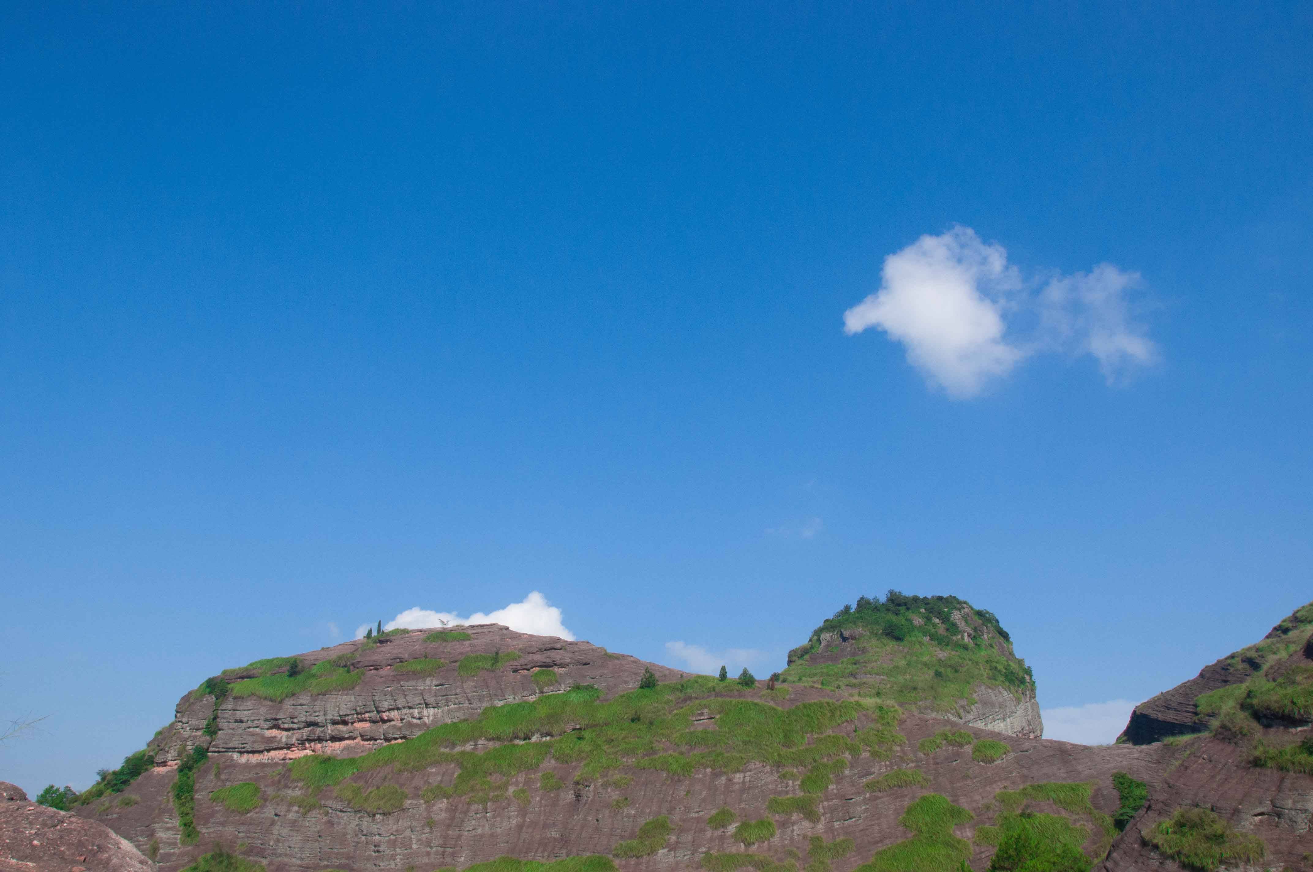 江西石城通天寨:丹霞风景的壮美天堂,这个夏天你想去吗?