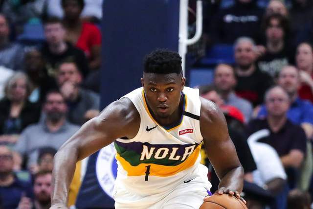 鹈鹕队记曝球队内部对锡安分歧很大 瓦兰合同年球队正寻找替代品_赛季