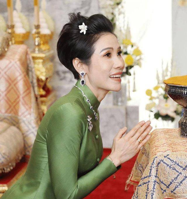 泰国王妃最新动态图片