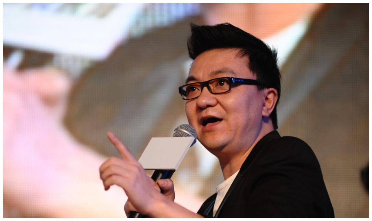 热议女足溃败出局,董路铺垫,黄健翔引用经典,催泪鼓励_中国女足_比赛