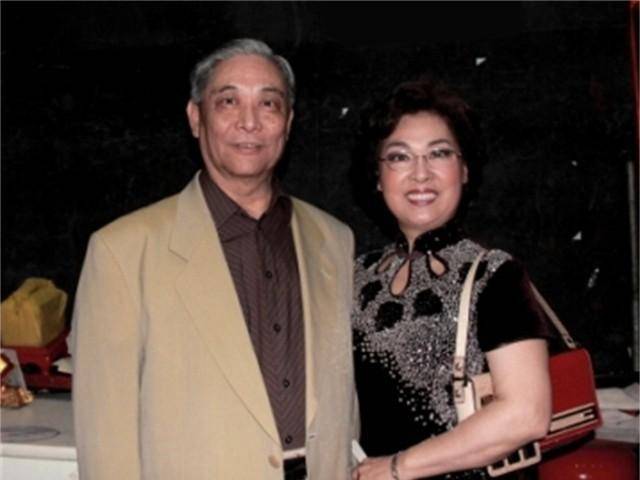 三婚妻子在他病中与他结婚,感人至深_京剧_张丽敏_时候