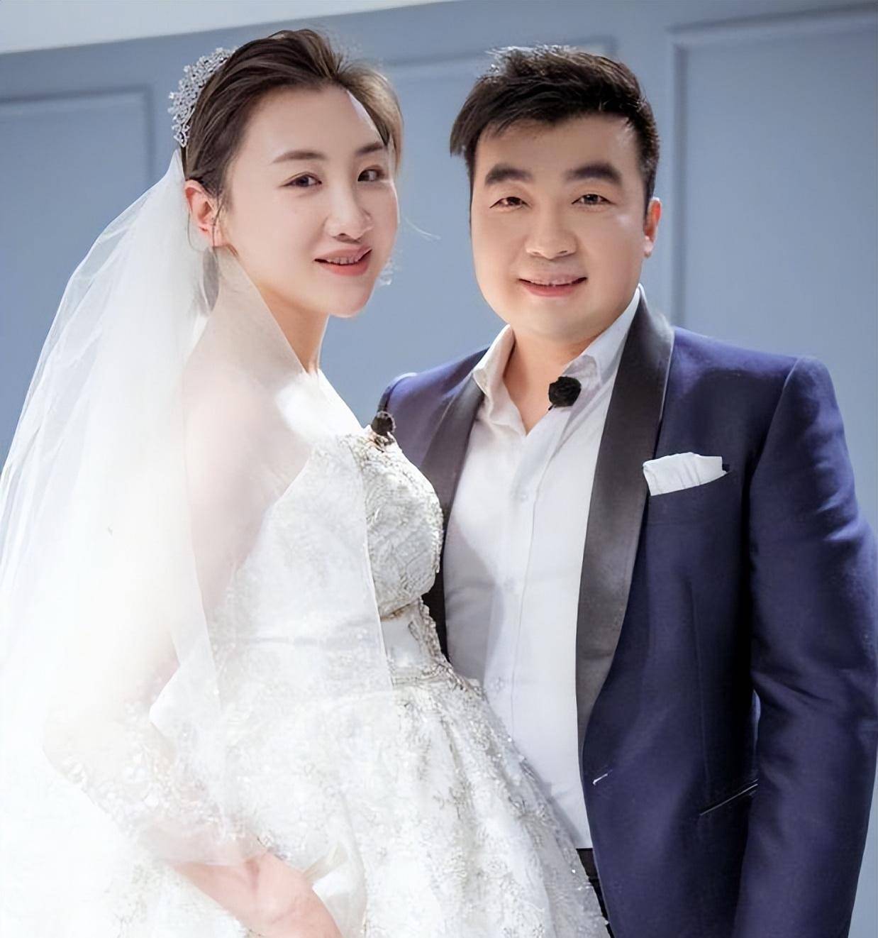 未婚先孕,怀胎30周办婚礼,却含泪处理婆家娘家矛盾_何雯娜_训练_蹦床