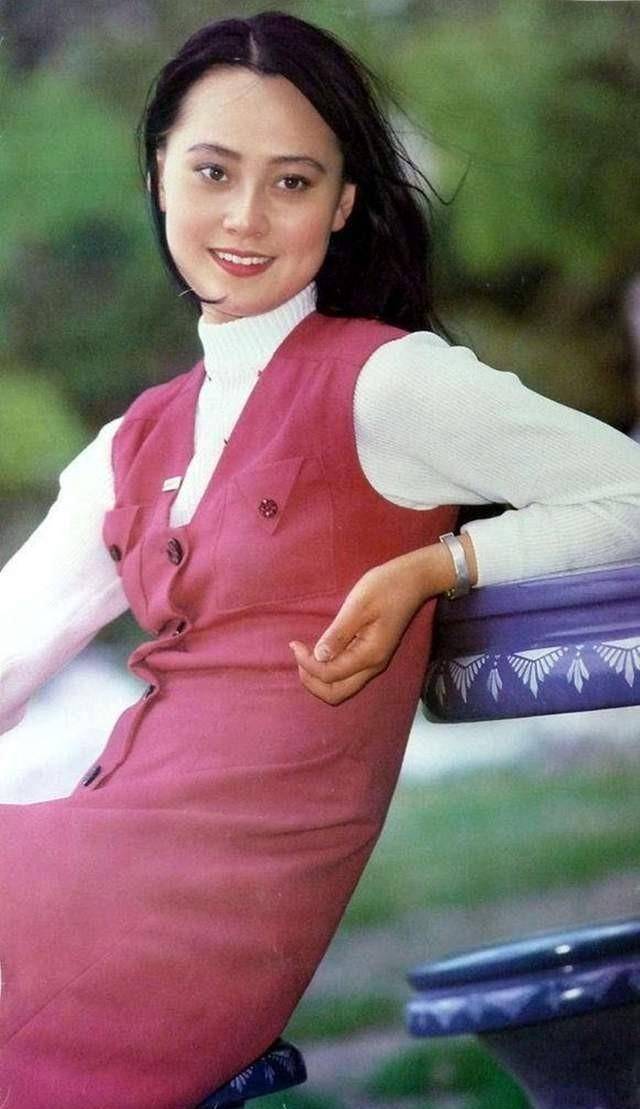 83年西安一女子与130人发生关系,聚众舞会逼女儿参与,被判死刑_马燕秦