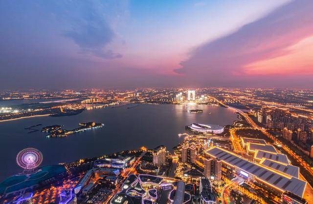 都市排行榜前十名_中国城市排名:北京上海超一线香港深圳一线