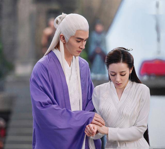 成就"东华帝君",高伟光热度超热巴,嘉行一哥不是梦_公司_后期_杨幂