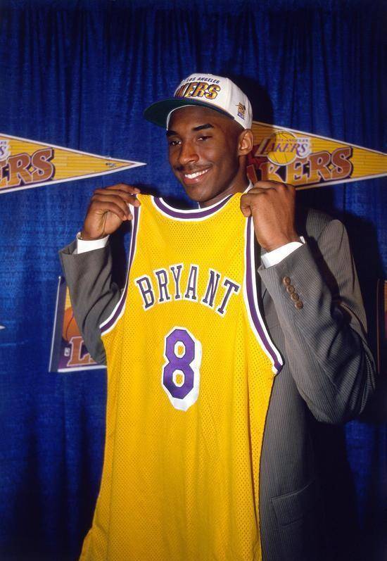 科比·布莱恩特:令人瞩目的职业生涯,篮球历史上最伟大球员之一_比赛