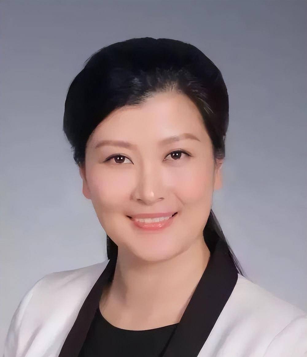 常熟美女顾春芳,靠姿色混入上流社会,4年时间欠17亿,后来怎样了_男人