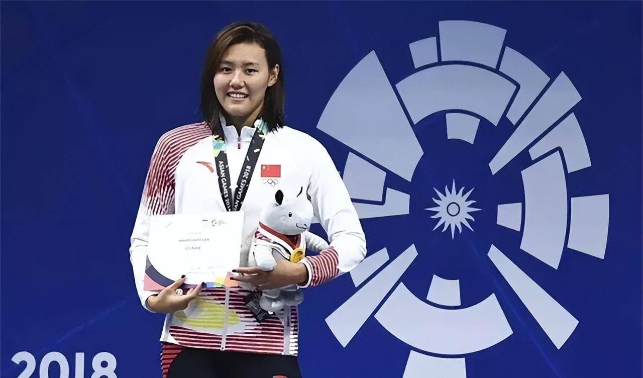 刘湘近况:穿连体泳衣好美,长腿惊艳,我们泳坛头号女神_游泳_运动_奥运