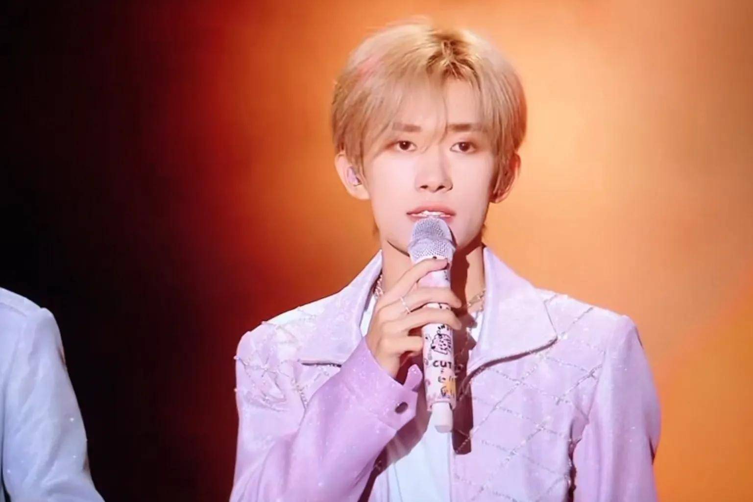 tfboys十年之约西安演唱会纪实_青春_人数_梦想