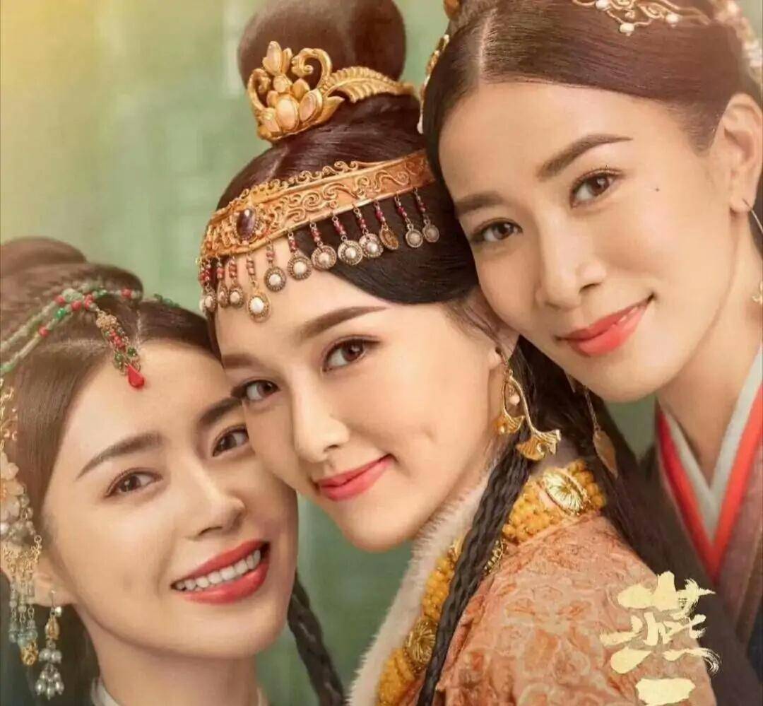 《燕云台》收官,"乌骨里"发文感谢唐嫣和佘诗曼!